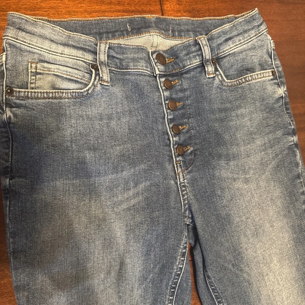 Urban Outfitters High Rise Raw Hem‎ Jeans Size 26 Button Fly Blue Stretch Denim